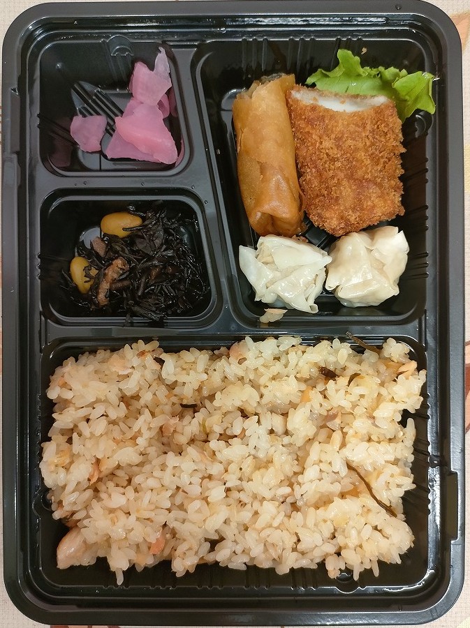おこわ弁当　１